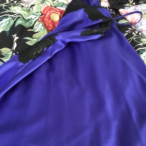 Victoria’s Secret Short Nightgown & Robe Peignoir Tanzanite & Black Perfect Sz M - Picture 6 of 7